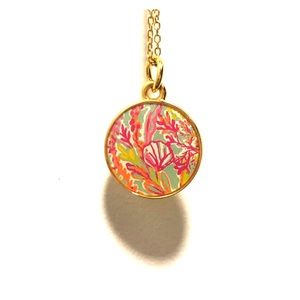 Lilly’s Pulitzer Scuba to Cuba Pendant Necklace